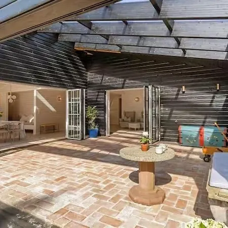 Exceptional Architect Designed Near And Forest *