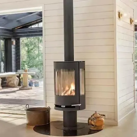 Exceptional Architect Designed Near And Forest *