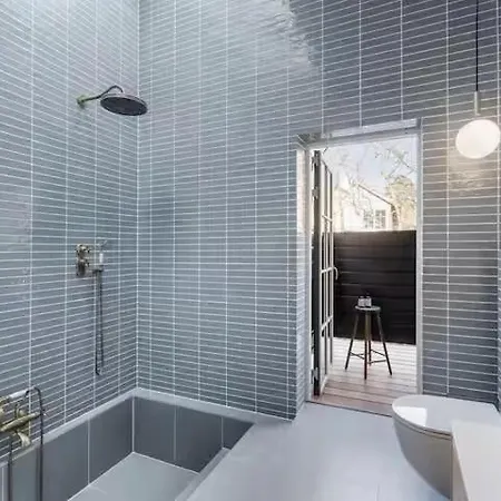 Exceptional Architect Designed Near And Forest *